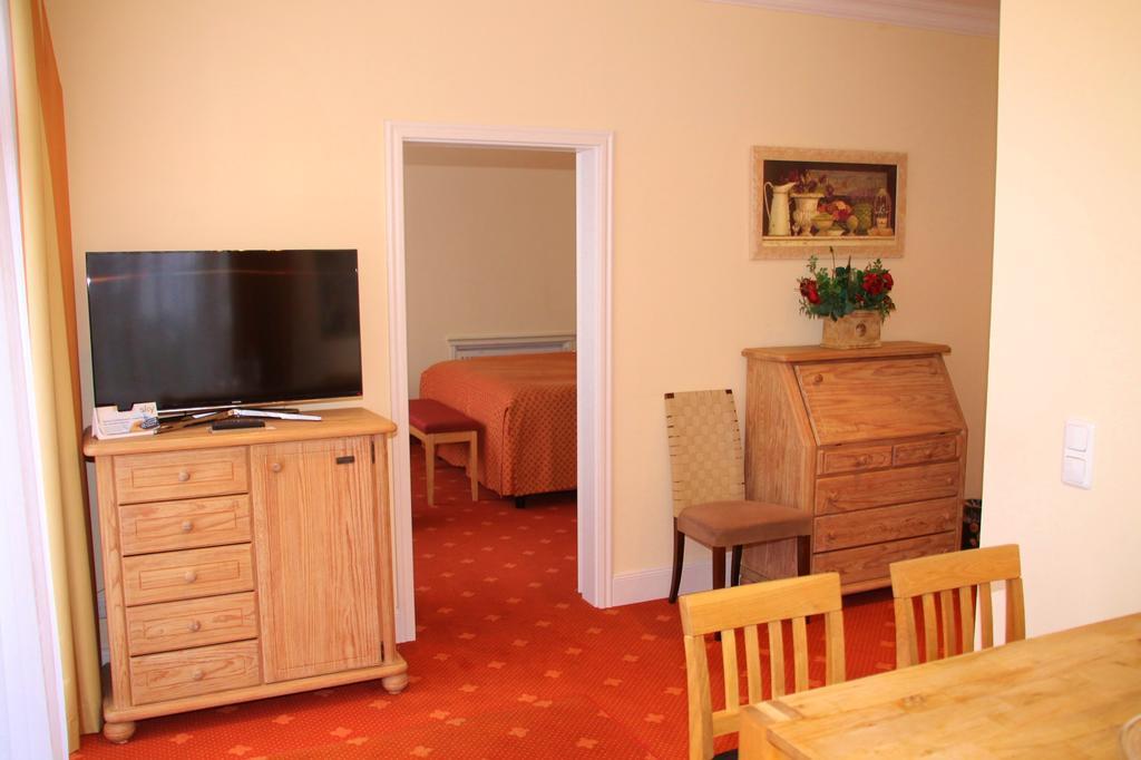 Romantik Im Hotel Villa Roehl Timmendorfer Strand Szoba fotó