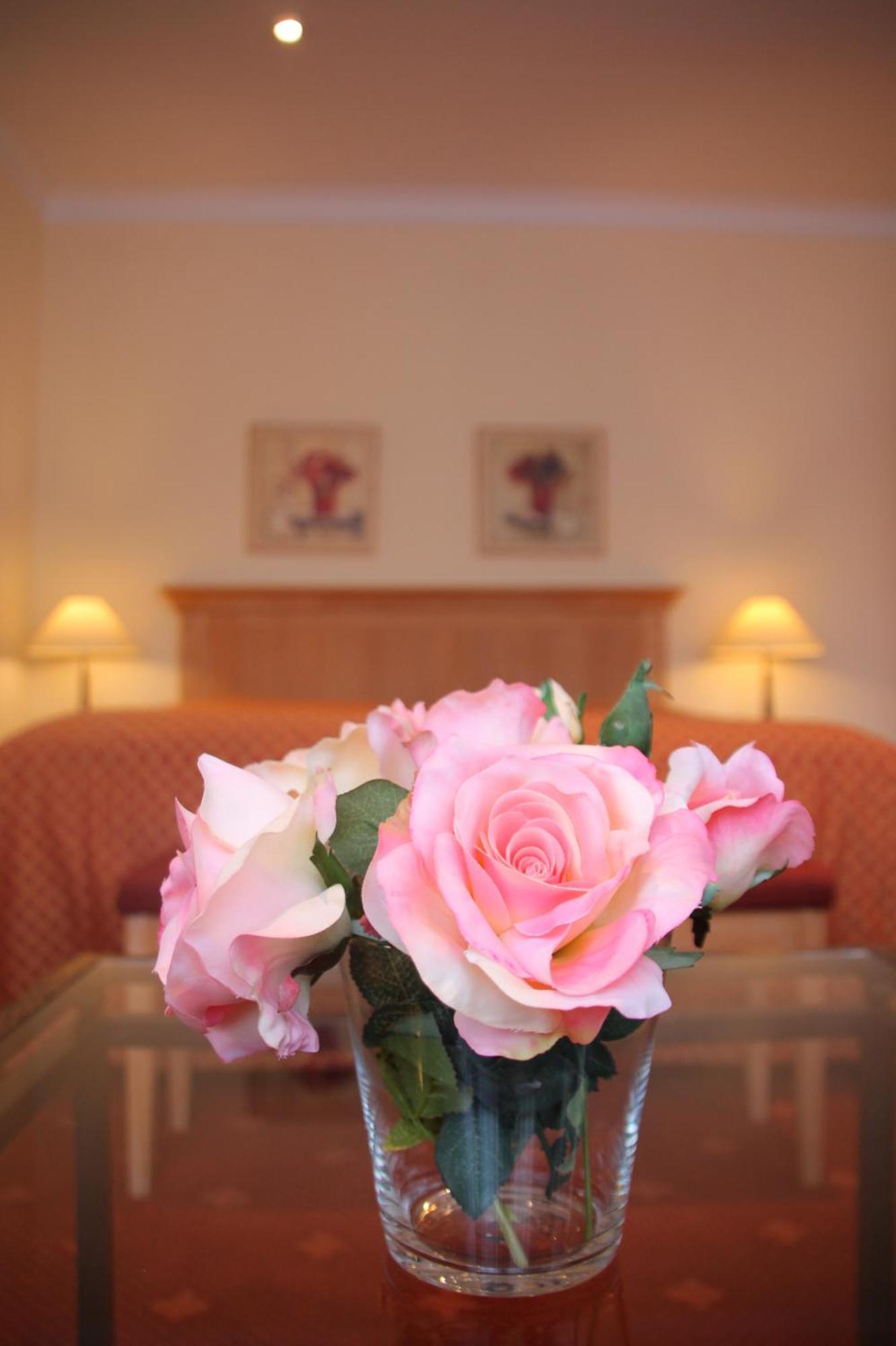 Romantik Im Hotel Villa Roehl Timmendorfer Strand Szoba fotó