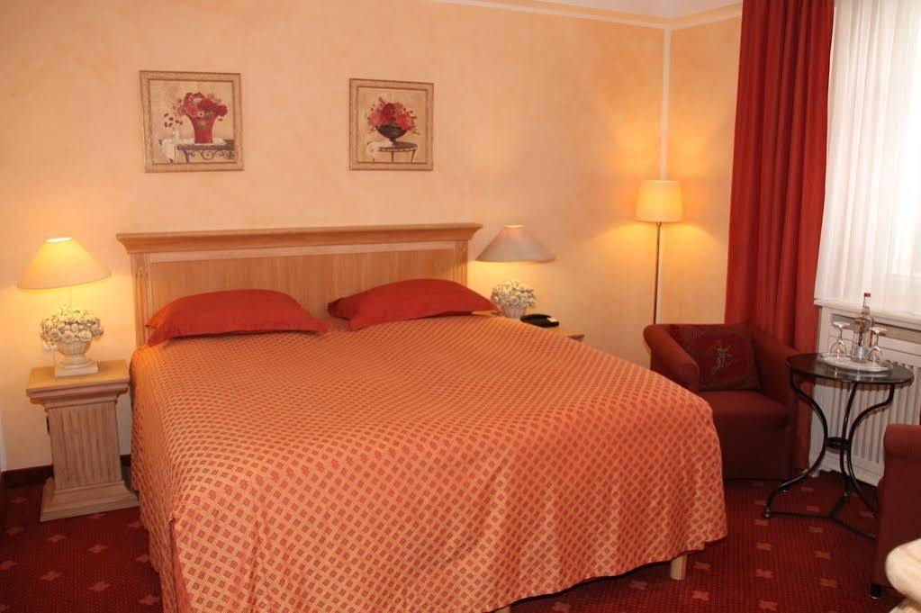 Romantik Im Hotel Villa Roehl Timmendorfer Strand Kültér fotó